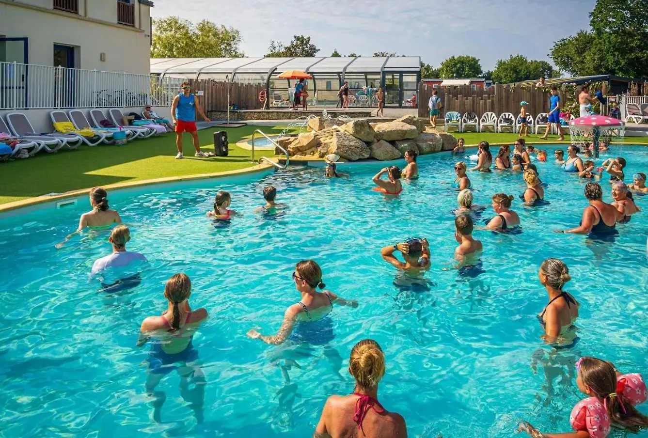 Кемпинг Camping - Parc Aquatique - Ccafh0F Ambon Франция
